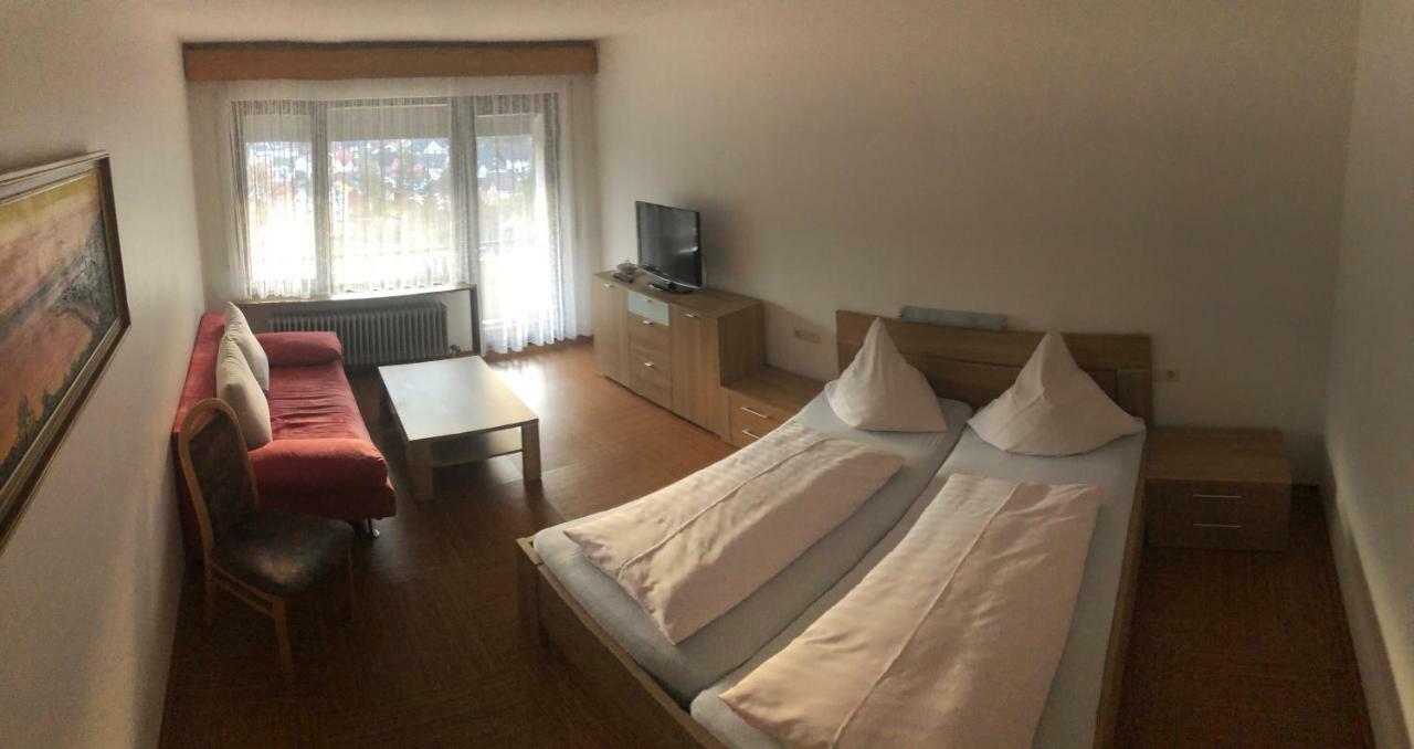 Hotel Cafe Waldeck Wuestenrot Ngoại thất bức ảnh