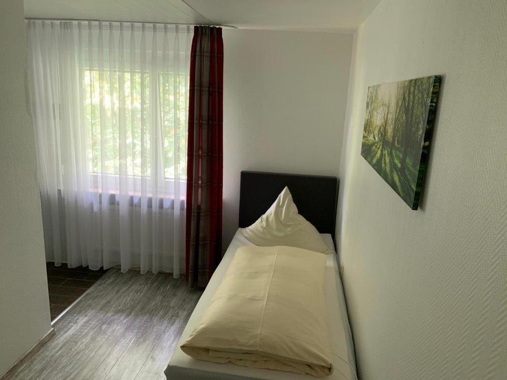 Hotel Cafe Waldeck Wuestenrot Ngoại thất bức ảnh